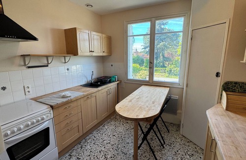 Sainte-Livrade-sur-Lot Appartement | Very cosy comfortable 3 bedrooms near bars and restaurants villages médiéval