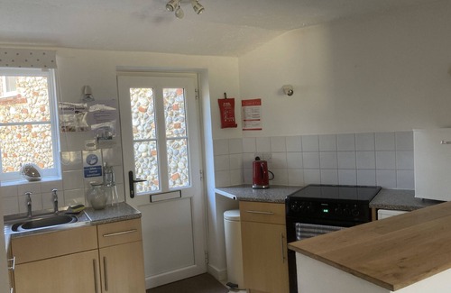 Holt Cottage | Juillet / Août Offres spéciales 4n = £ 380 - 5n = 475 £, 6n = 570 £ ont quelques jours disponibles