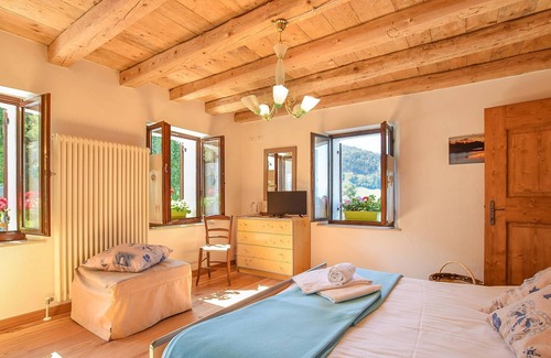 Trichiana Maison | 10 chambres hébergement à Borgo Valbelluna