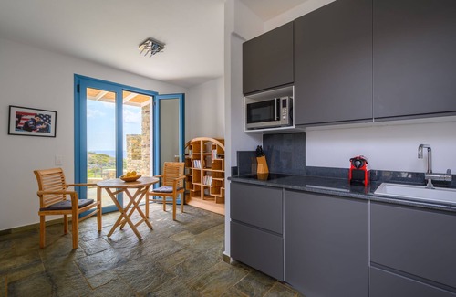 Gavrio Maison | Très Grande maison avec piscine sur la plage (28p max)