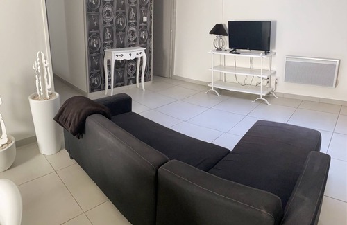 Luxeuil-les-Bains Maison | Très bel appartement de Type F2, prestations agréables, équipement complet