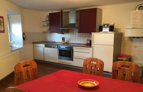 Alt-Kurenz Appartement | Très bel appartement avec balcon à la campagne