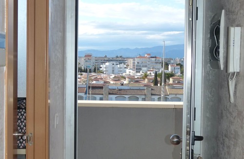 Santa Margarida Appartement | Très bel appartement dans résidence récente.