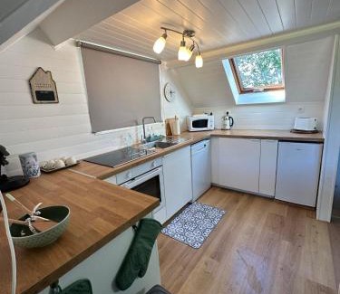 Larchamp Maison | Very Peaceful Larchamp. Dogs Welcome