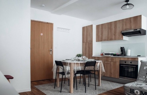 Ernee Appartement | logement très agréable et chaleureux