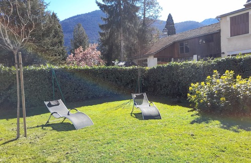 Bagneres-de-Luchon Maison | tres agreable appartement en rez de jardin entierement renoveanimaux bienvenus