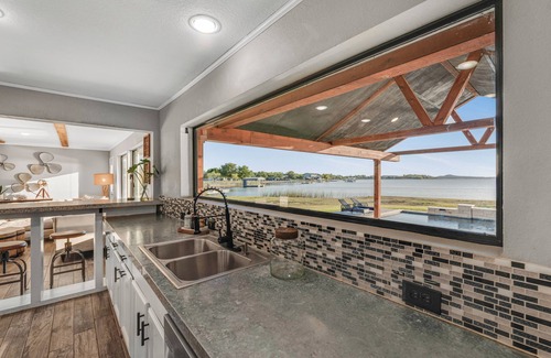 Graford Maison | Belle maison de 3 acres Waterfront Lake avec piscine et bain à remous