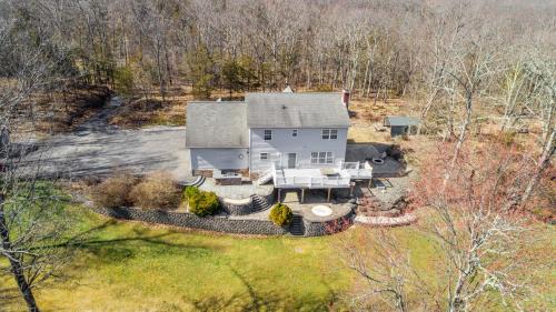 Chester Maison | Very Private Large Home on 22 Acres