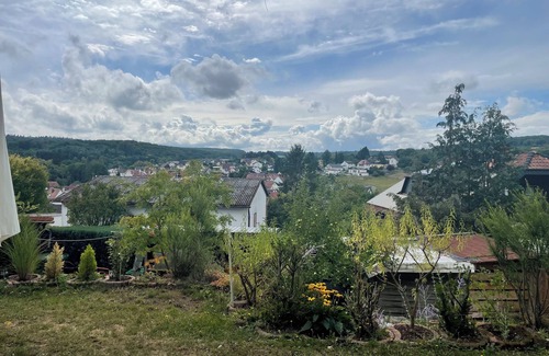 Wehrheim Appartement | Very quiet and spacious vacation apartment with wood-burning stove near Frankfurt/M