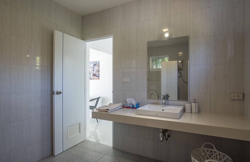 Ko Mak Maison | Very quiet bungalow right next to the horse paddock