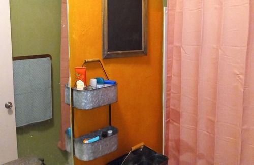 Golconda Maison | Very quiet, conveniently located on HWY 95 N towards Idaho, N of Winnemucca NV