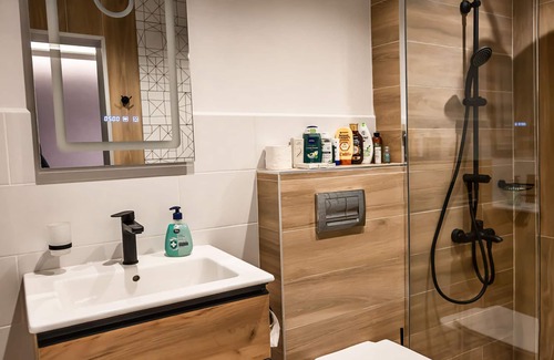 Mladost Appartement | Very Spacious & Modern 2Bed near Airport & Centre