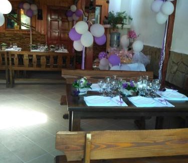 Dolna Banya Maison | Veselata Guest House