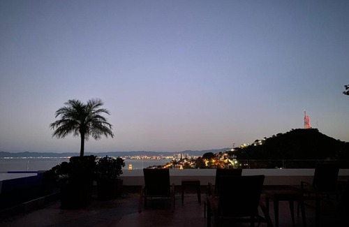 Alta Vista Appartement | VEstrella luxury residence, roof top pool with ocean view, walk to town&beach