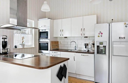 Hjo Maison | VGO439 Hjo - Lövsångarevägen 17