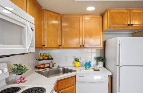 Kahana Copropriété | VI 507 Maui Studio Retreat – Enjoy Panoramic Lanai Views Near Beaches, Shopping & Restaurants