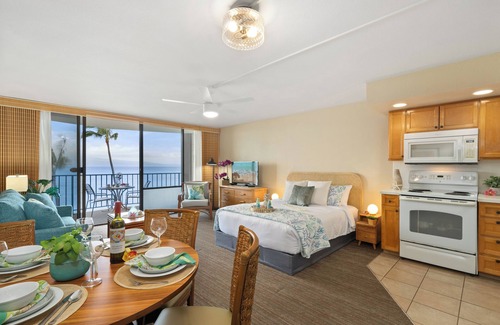 Kahana Copropriété | VI 507 Maui Studio Retreat – Enjoy Panoramic Lanai Views Near Beaches, Shopping & Restaurants