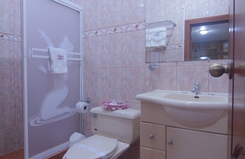 Santo Domingo de los Colorados Auberge | Victoria Suites Hostal