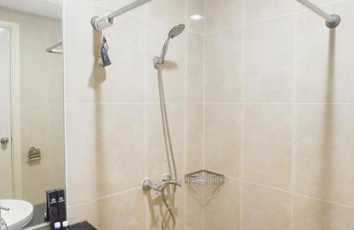 Surabaya Appartement | Vibrant and Luxurious 2BR Apartment at Trillium Residence Surabaya By Travelio