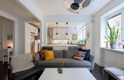 SoFo Appartement | Vibrant neighbourhood in the heart of popular Södermalm. Safe and central street