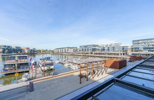 Kingston Appartement | Vibrant Stay with Lakeside Charm in Kingston
