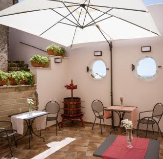 Terracina Maison | Vicolo Effe