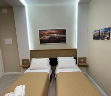 Vasto Lit Et Petit-Déjeuner | VICTORIA HOTEL B&B