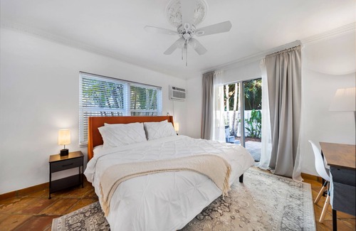 Hendricks and Venice Isles Appartement | Victoria Park Apart with Private Backyard and BBQ