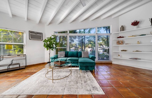 Hendricks and Venice Isles Appartement | Victoria Park Apart with Private Backyard and BBQ