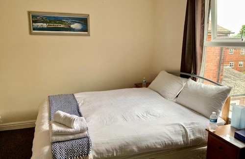 Birmingham Maison | Victoria Three