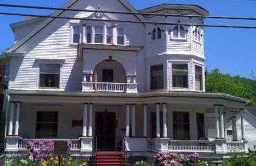 Towanda Lit Et Petit-Déjeuner | Victorian Charm Inn