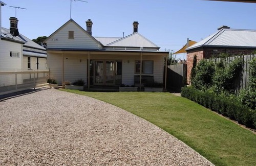 Geelong Maison | Sabina sur Little Myers