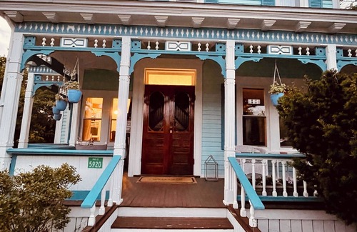 Tannersville Maison | Historic Victorian Mountain House in the Painted Village in the Sky