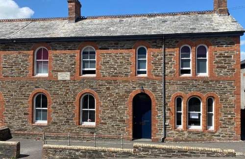 Launceston Maison | Victorian Police Station - flexible suite, self contained