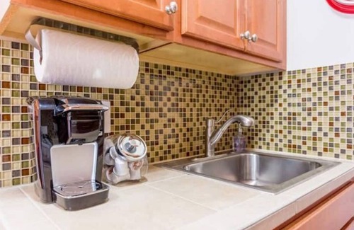 Curtis Park Appartement | Victorian Schoolhouse Apartment 2 blocks from RiNo Unit 2