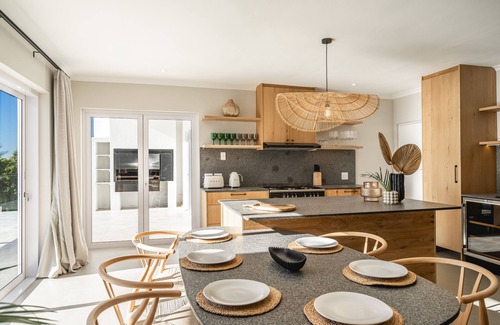 Camps Bay Maison | View16 | Villa | Ocean Glow Oasis