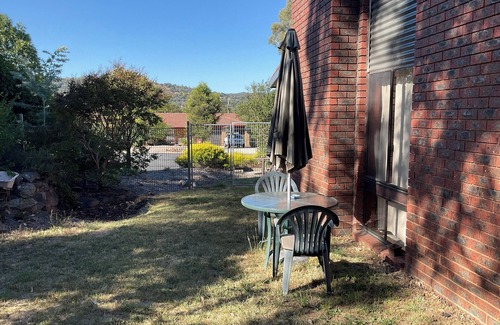 Wanniassa Maison | Views and peace close to Erindale amenities