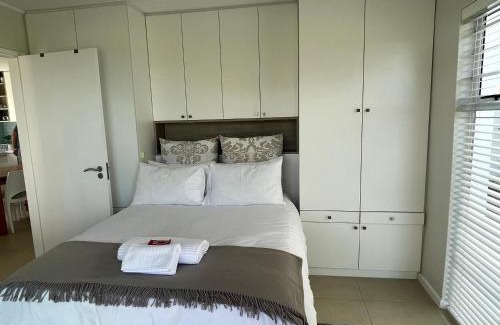 Kleinmond Maison | Views galore in Kleinmond