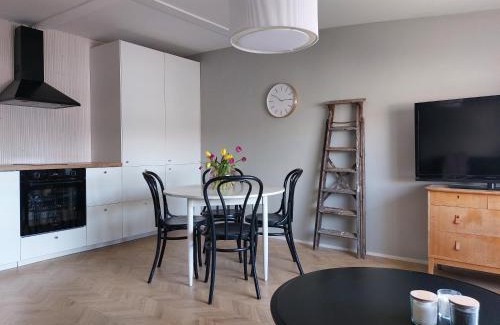 Kokkola Appartement | Viihtyisä kaksio keskuskentän vieressä