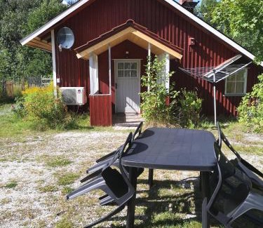 Dals Langed Appartement | Viken - Cottage by Dalslands Canal