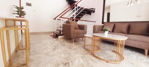 Bandung Villa | Vila Keluarga Syariah Mawar#9, Dago Resort, 3BR dengan View Pegunungan dan Fasilitas Premium