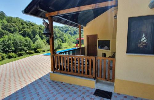 Tuhelj Villa | VILA LASOVIC + POOL + JACUZZI + SAUNA