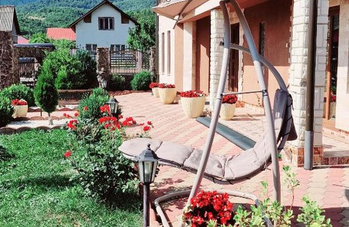 Tiha Bargaului Maison | Vila N&N Palace