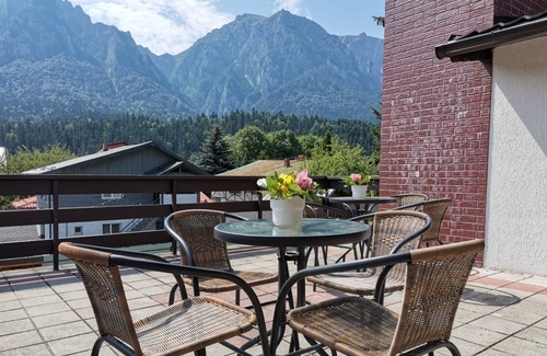 Busteni Villa | Vila Panduri 23, Bușteni – A Hidden Gem in Romania’s Carpathian Mountains