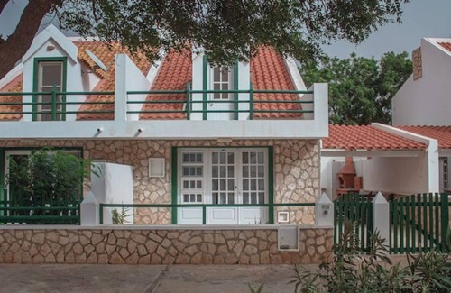 Murdeira Villa | Vila Paraiso