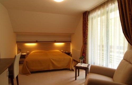 Ukanc Lit Et Petit-Déjeuner | Vila Park B&B - Adults Only