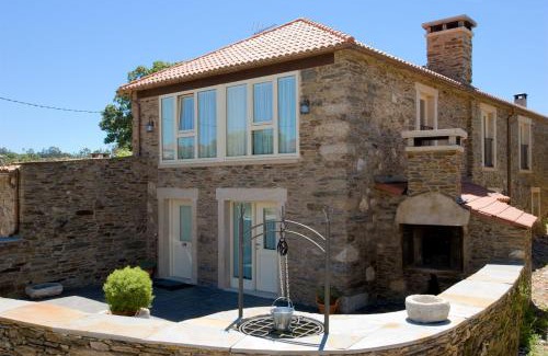 Catasol Maison | VILA PEREGRINA-taxi gratis