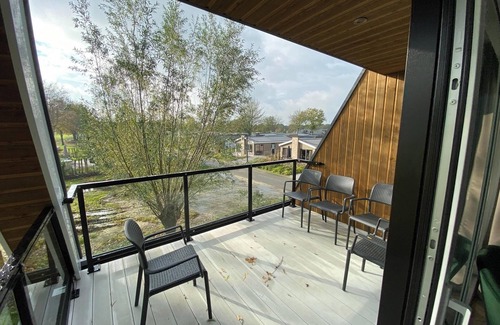 Biddinghuizen Maison | Vila with 4 bedrooms and wellness