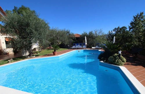 Spigno Saturnia Appartement | Villa Chiaia A with swimming pool