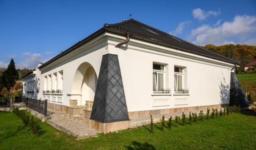 Melcice - Lieskove Appartement | Villa École